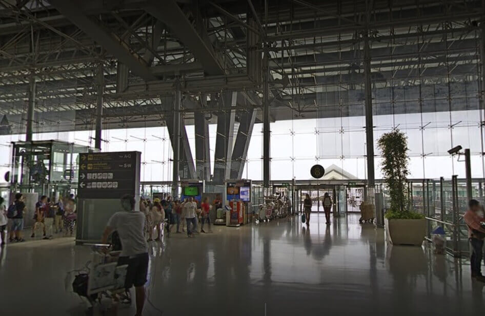 Bangkok airport 4 floor