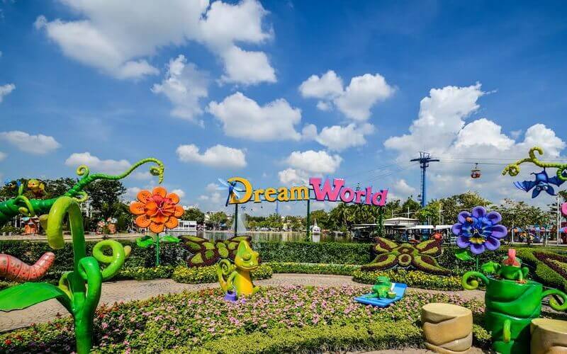 Dream World Bangkok , 6 reasons to visit & enjoy the ultimate amusement